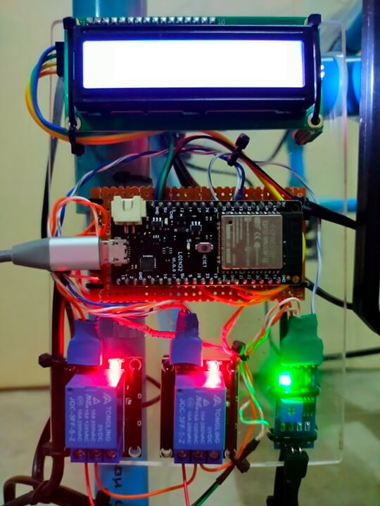 Placa de controle de mini fazenda inteligente com ESP32